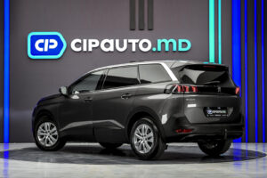 Peugeot 5008 2021 2/14