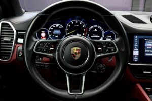 Porsche Cayenne Coupe 2021 9/102