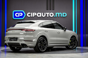 Porsche Cayenne Coupe 2021 3/102