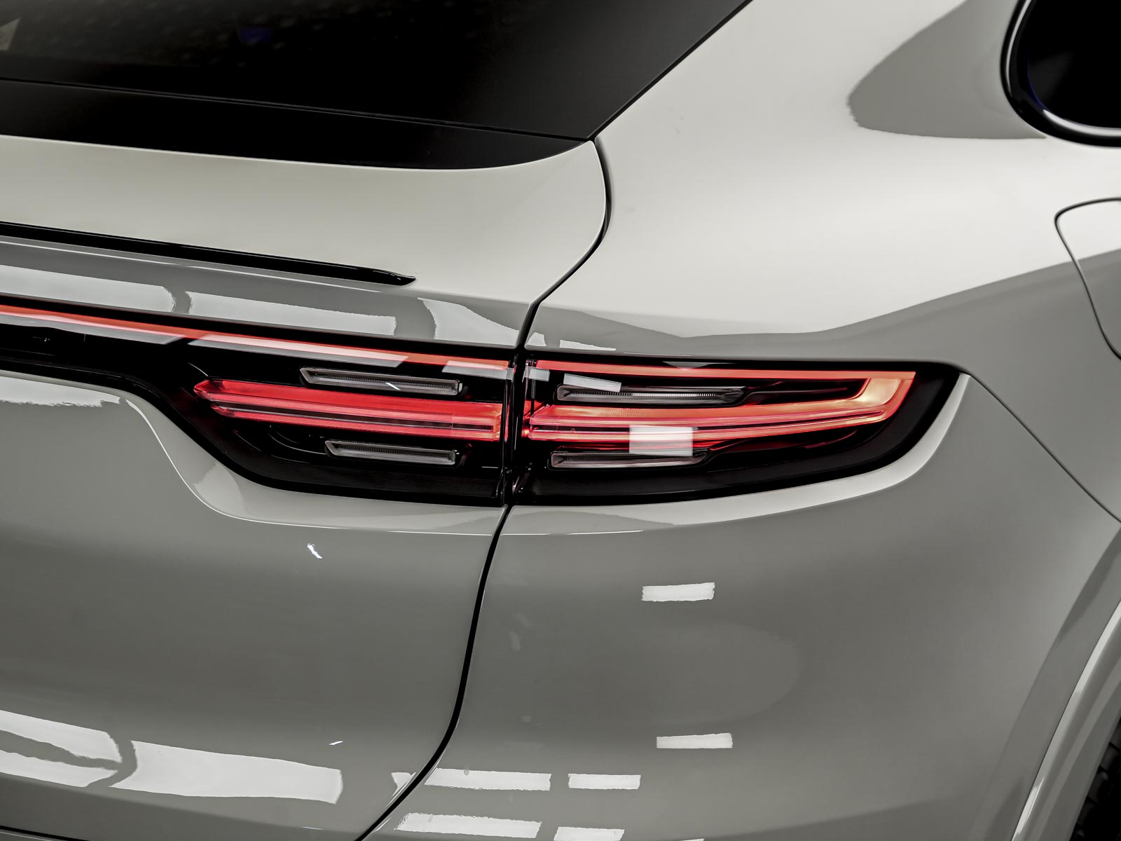 Porsche Cayenne Coupe 2021 37/102