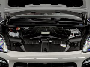 Porsche Cayenne Coupe 2021 32/102