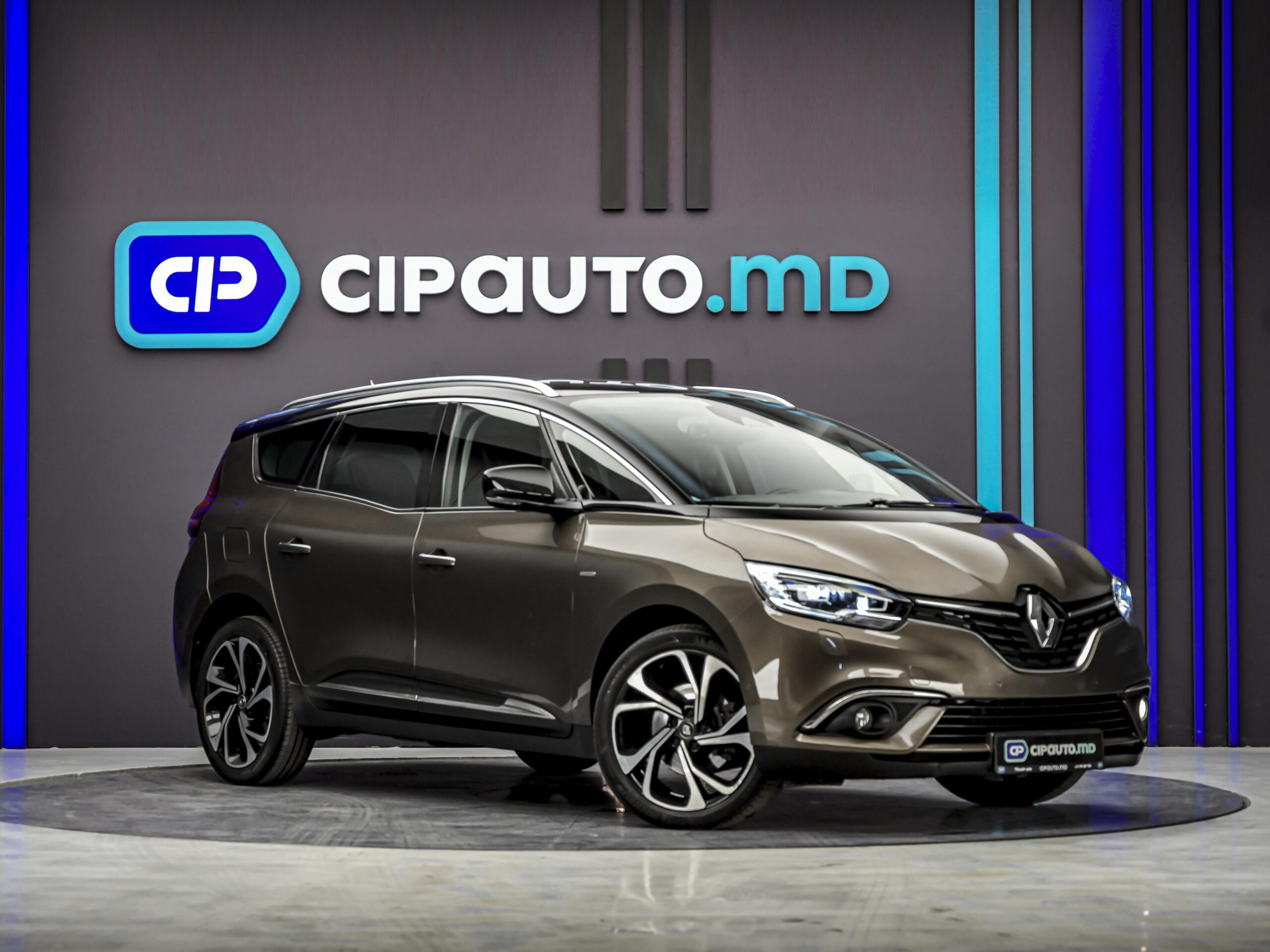 Renault Grand Scenic 2017 4/15