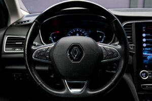 Renault Megane 2022 9/14