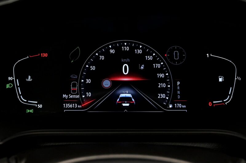 Renault Megane 2022 8/14