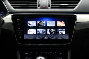 Skoda Superb L&K2019 10/14