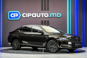 Skoda Superb L&K2019 4/14