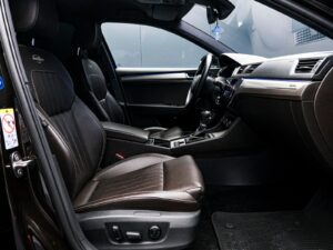 Skoda Superb L&K2019 6/14