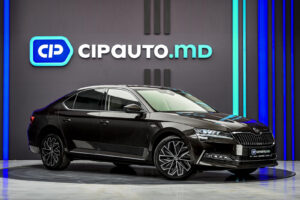 Skoda Superb L&K2021 4/15