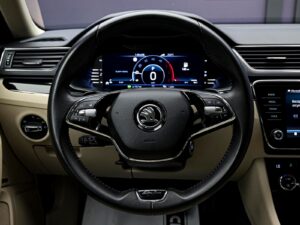 Skoda Superb L&K2021 9/15