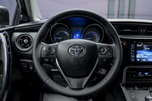 Toyota Auris 2015 9/14