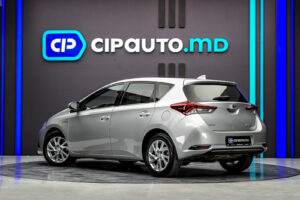 Toyota Auris 2015 2/14