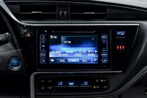 Toyota Auris 2015 10/14