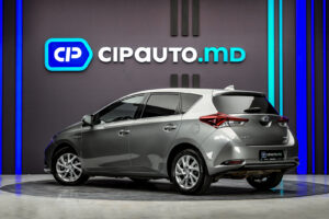 Toyota Auris 2018 2/14