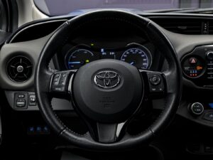 Toyota Yaris 2017 9/12