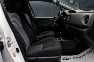 Toyota Yaris 2017 6/12