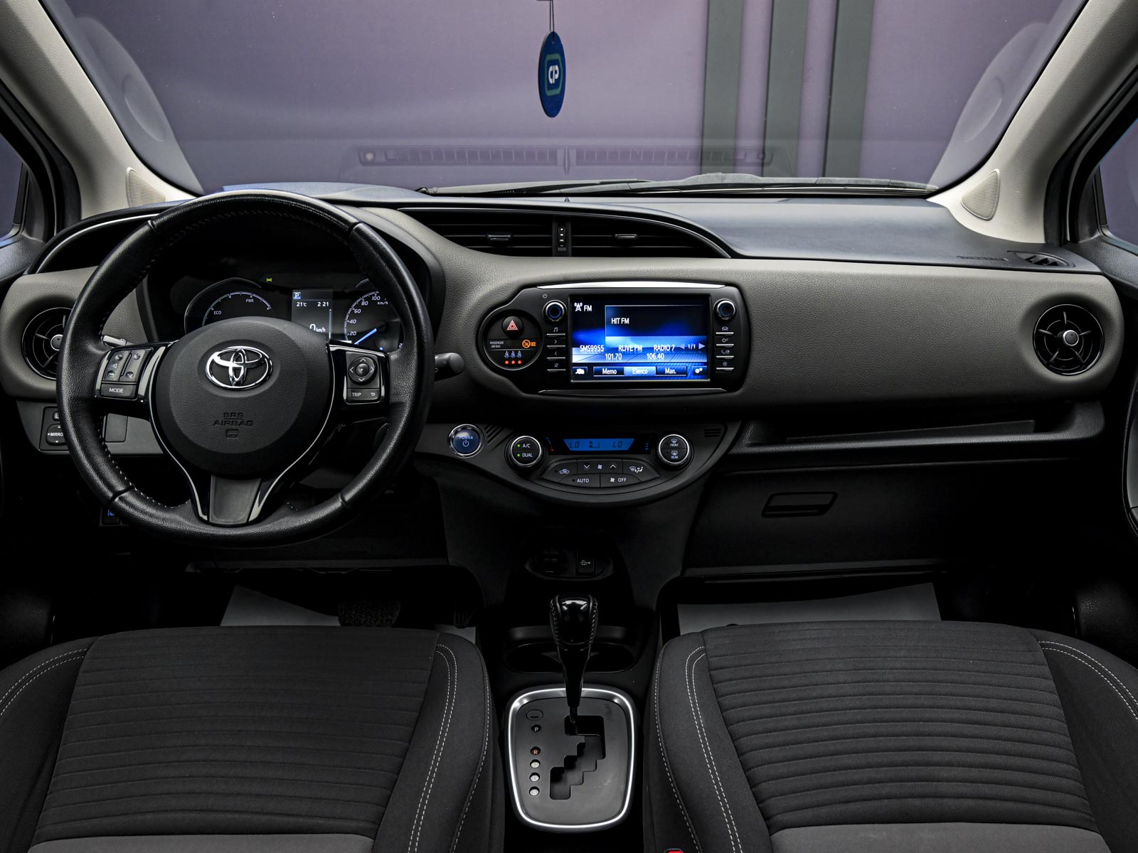Toyota Yaris 2017 5/12