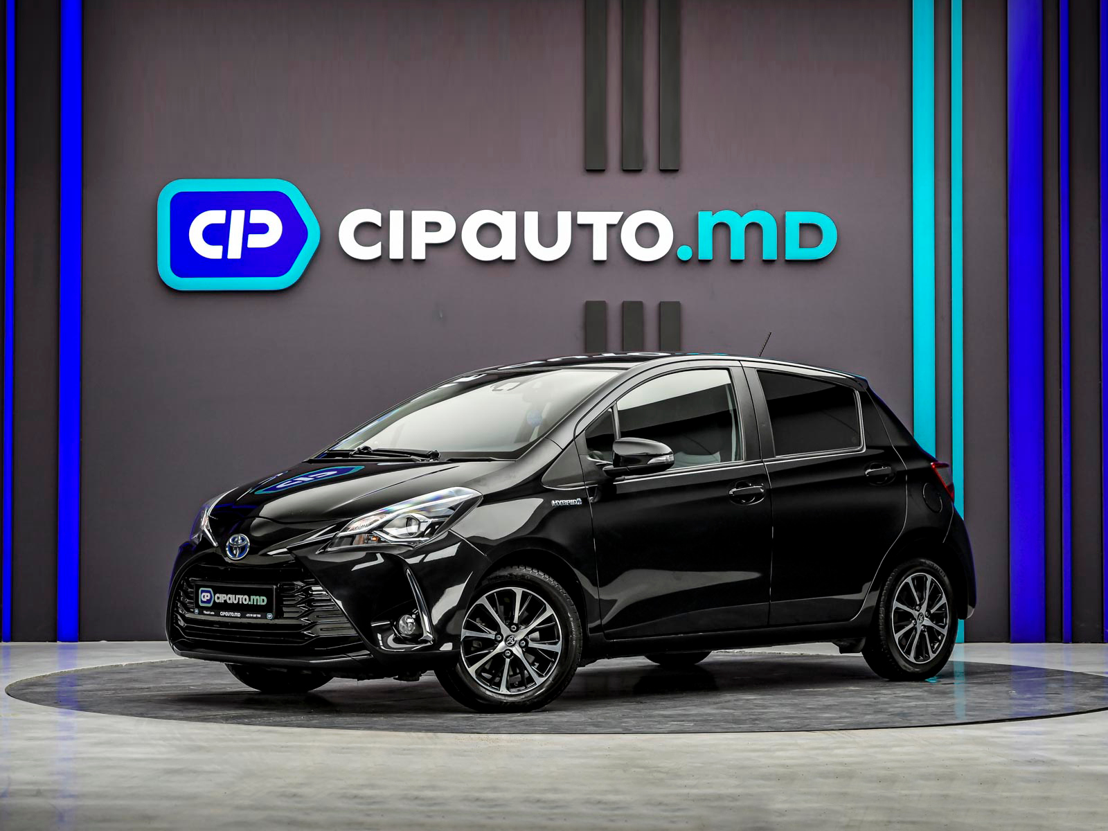 Toyota Yaris 2018 - 140 000 км - Гибрид - Automată