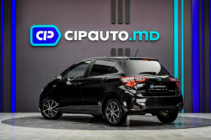 Toyota Yaris 2018 2/13