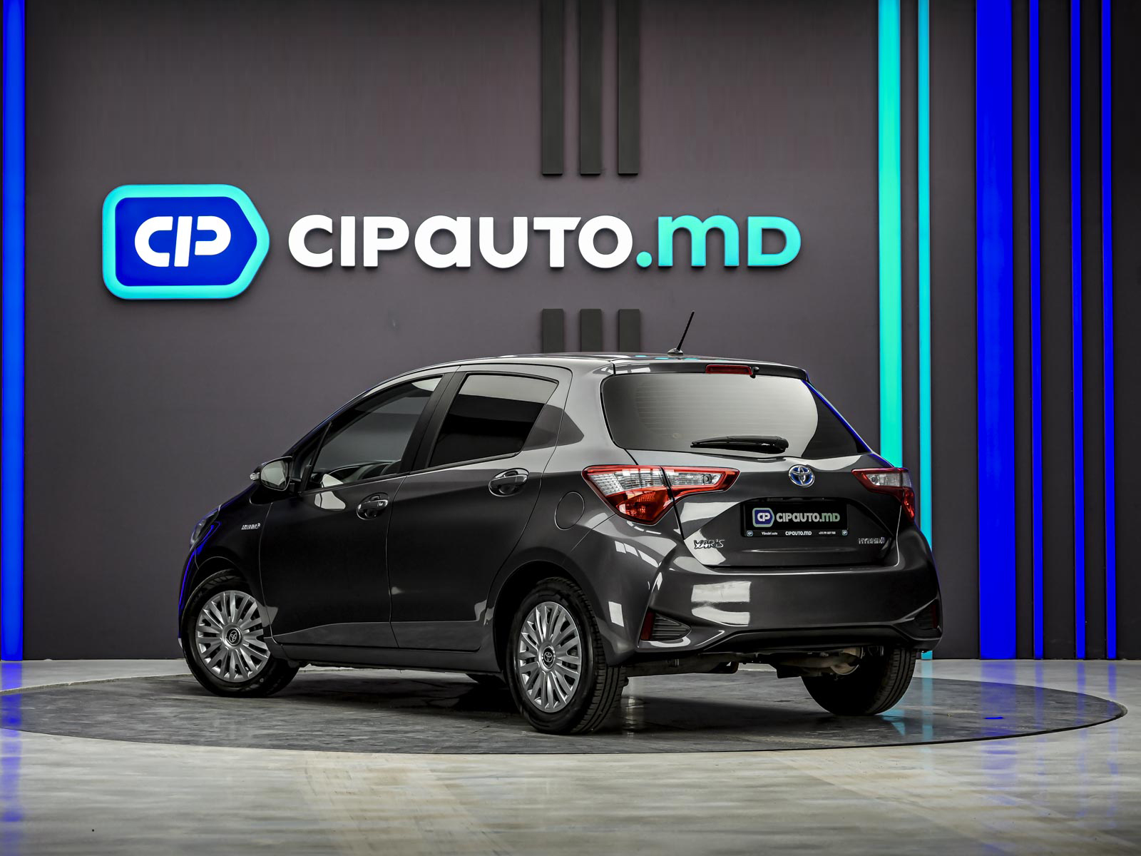 Toyota Yaris 2018 2/12