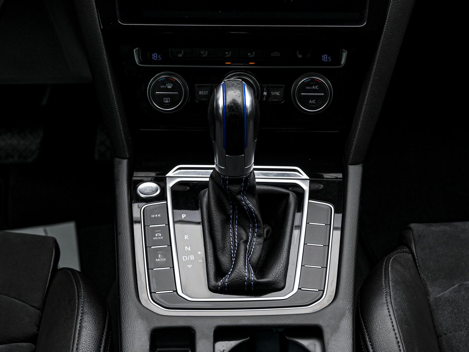 Volkswagen Passat 2018 11/14