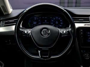 Volkswagen Passat 2018 9/14