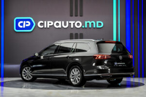 Volkswagen Passat 2018 2/14