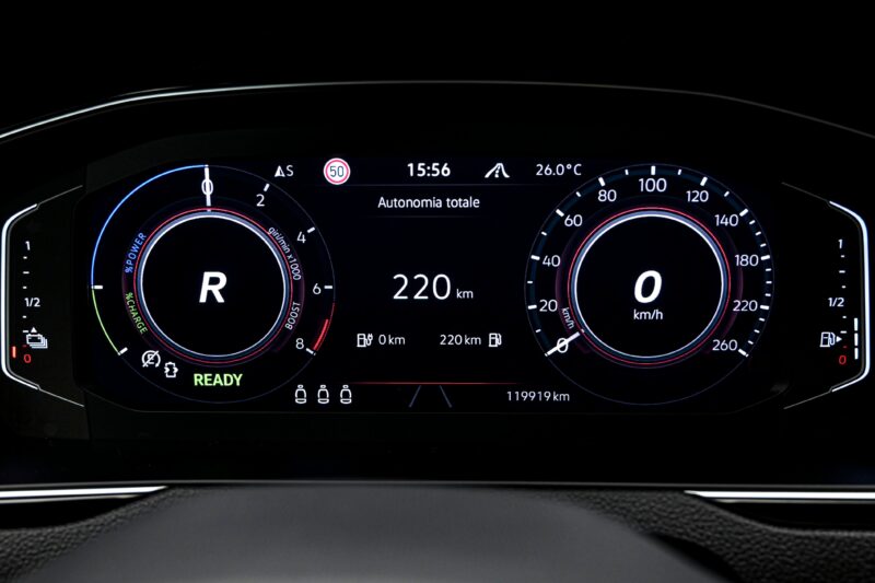 Volkswagen Passat GTE2021 8/16