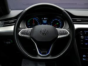 Volkswagen Passat GTE2022 9/14