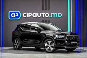 Volvo XC40 2021 4/13