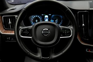 Volvo XC60 2021 9/15