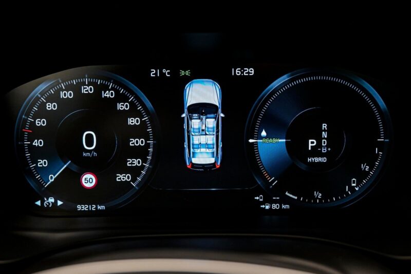 Volvo XC60 2021 8/15