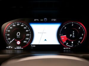 Volvo XC90 2019 8/14