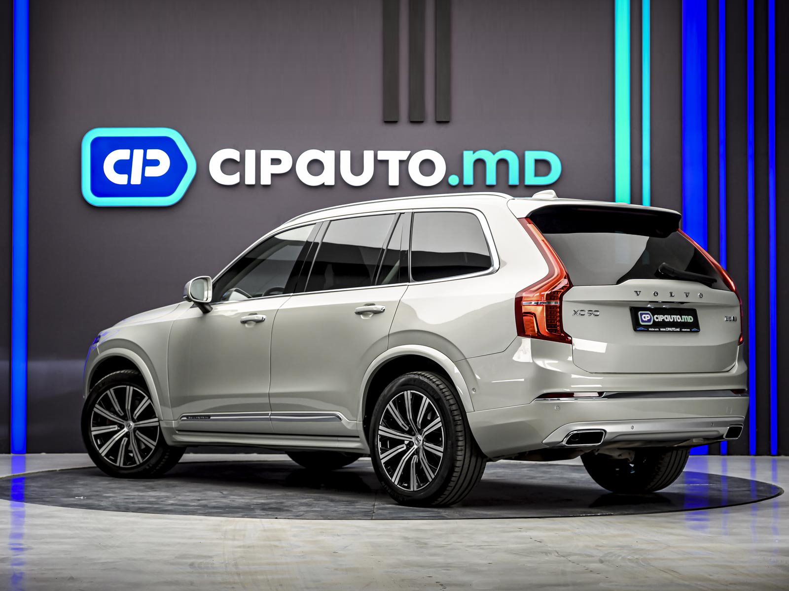Volvo XC90 2019 2/14