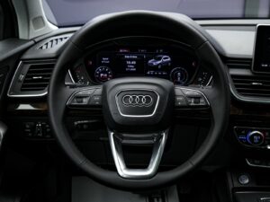 Audi Q5 2017 9/16
