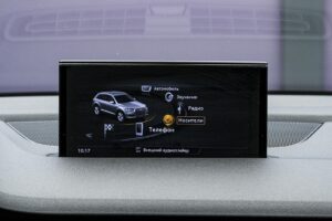 Audi Q7 2019 10/17