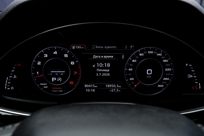 Audi Q7 2019 8/17