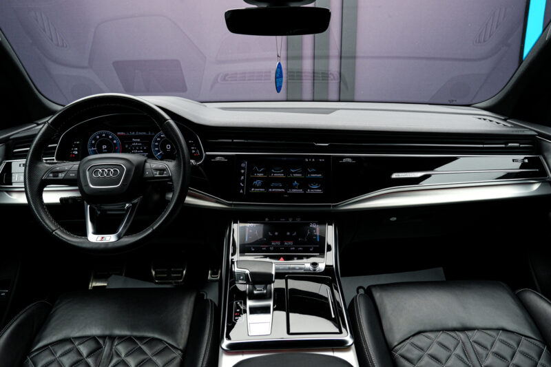 Audi Q8 2023 5/98