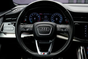 Audi Q8 2023 9/98