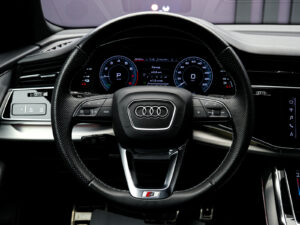 Audi Q8 2023 9/98