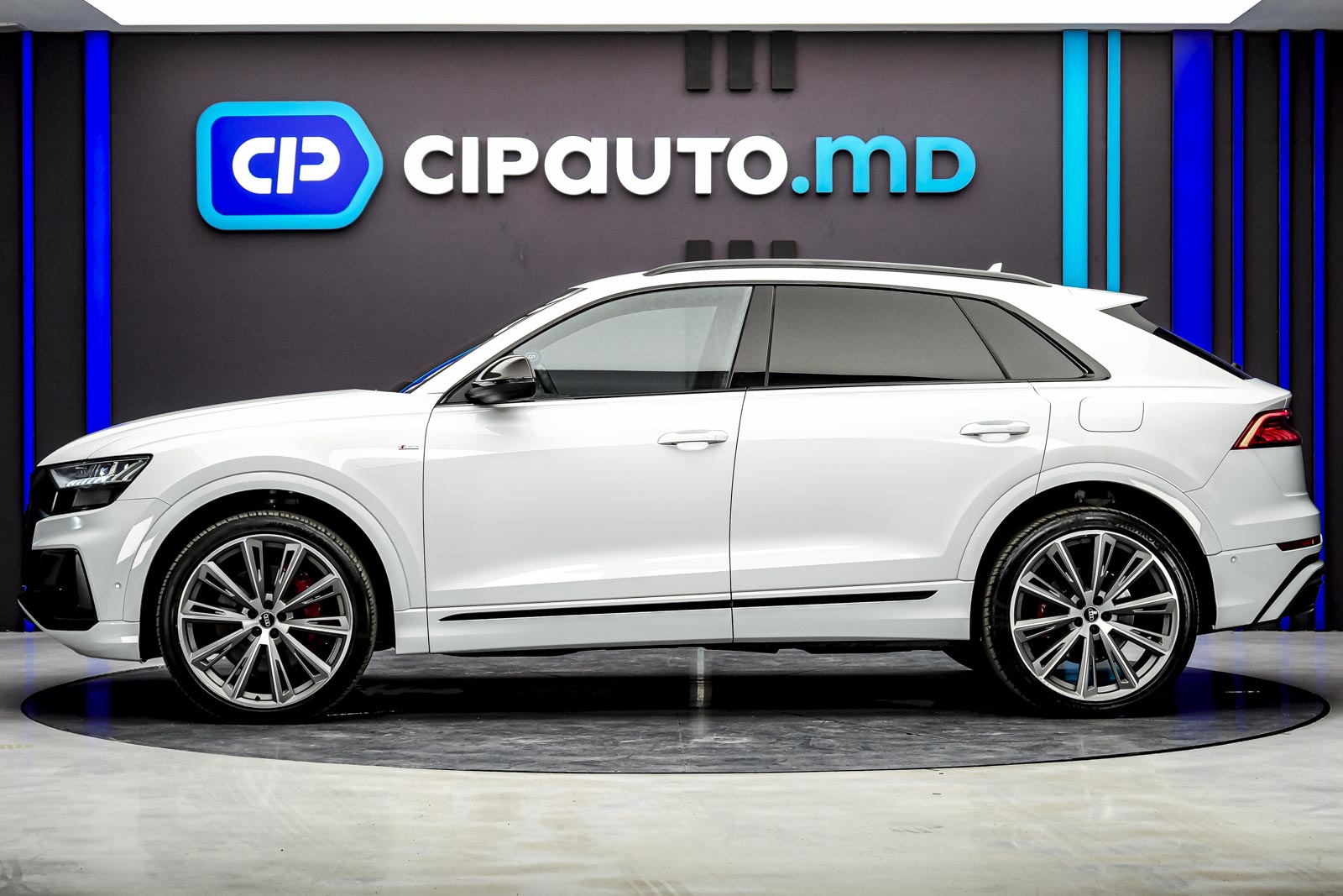 Audi Q8 2023 19/98
