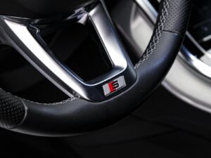 Audi Q8 2023 62/98