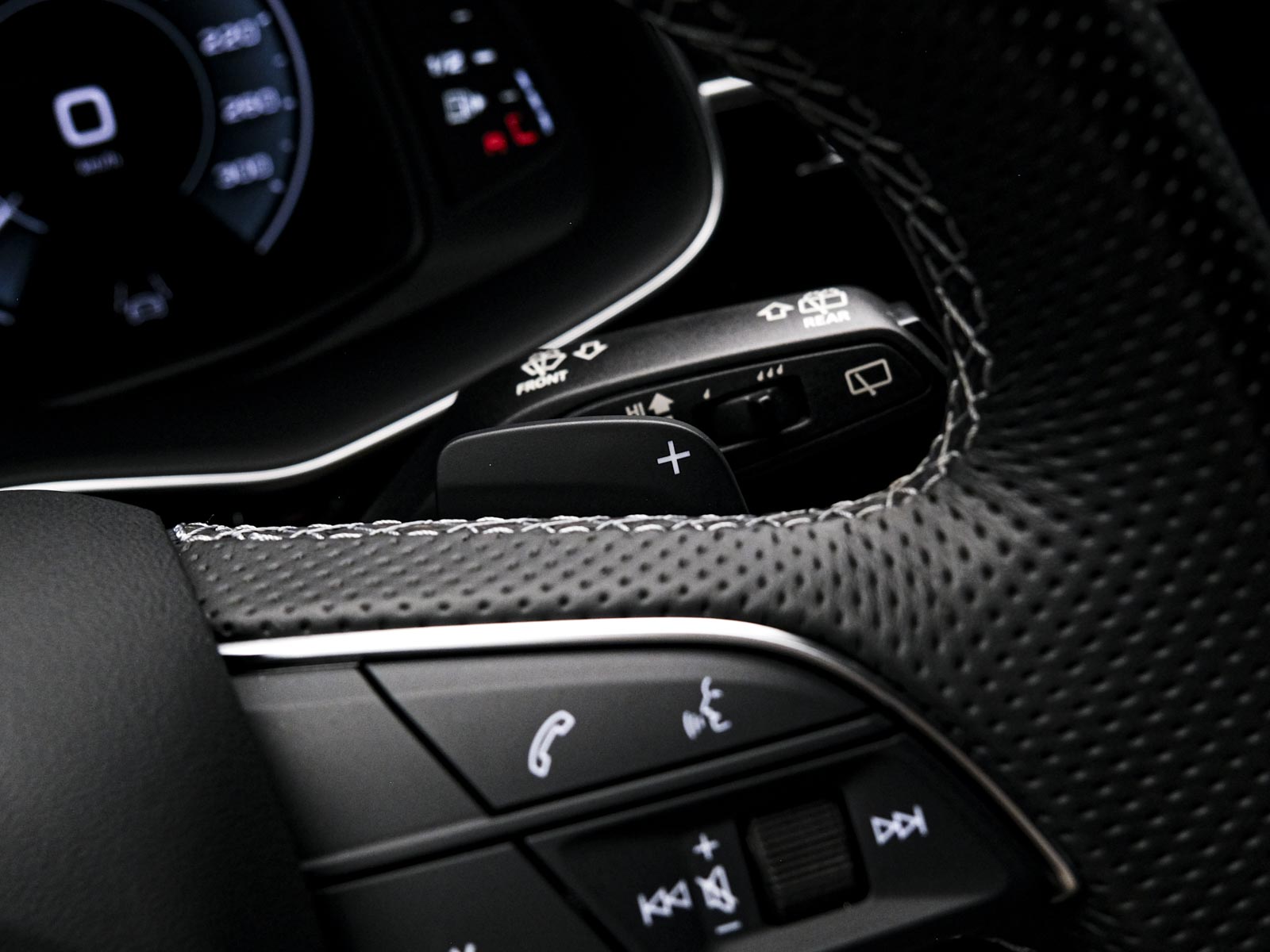 Audi Q8 2023 83/98
