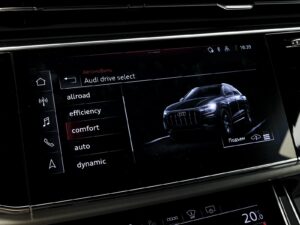 Audi Q8 2023 86/98