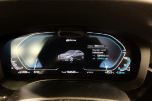 BMW 5 Series 530e2021 8/8