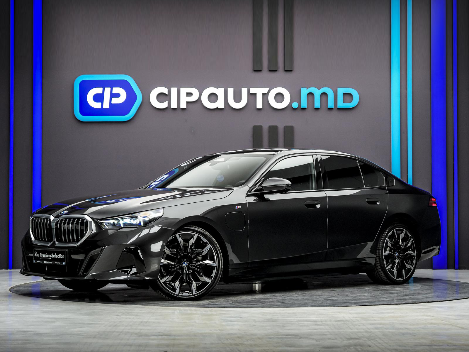 BMW 5 Series 530e2025 1/107