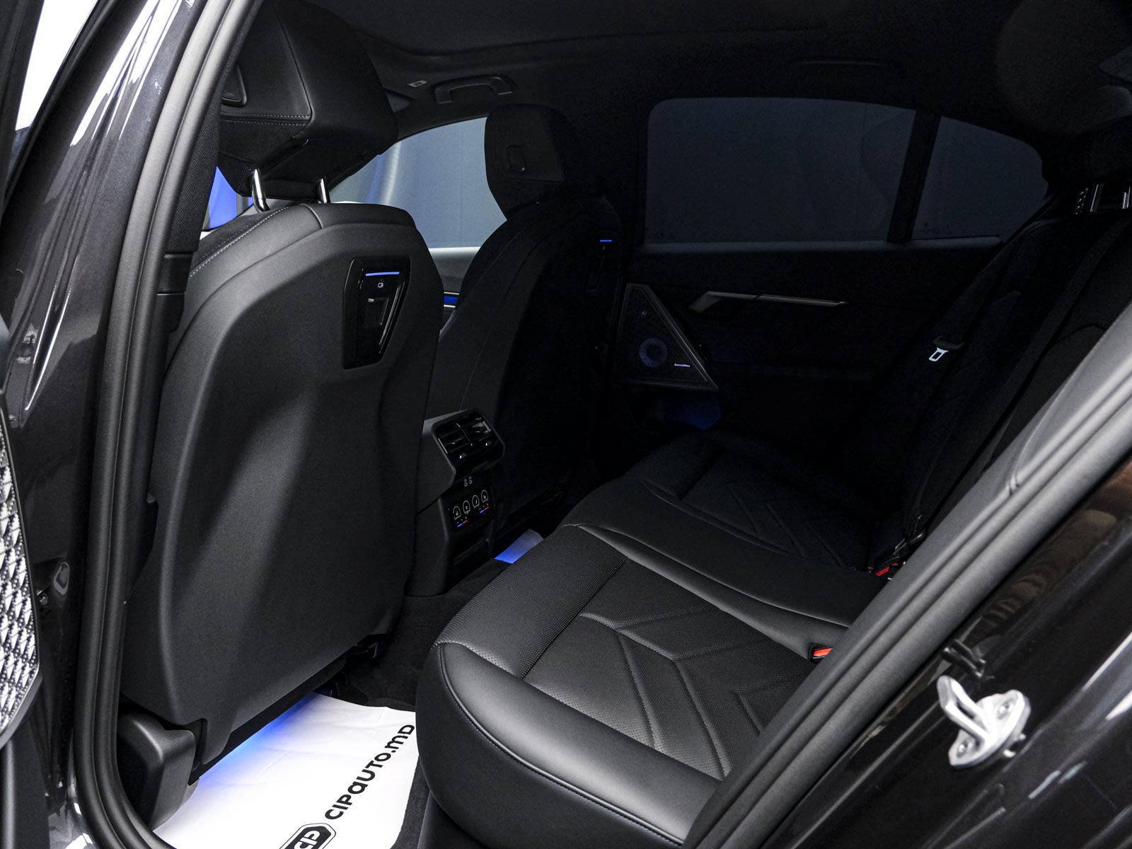 BMW 5 Series 530e2025 53/107
