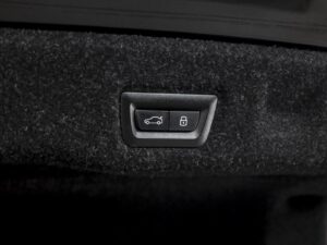 BMW 5 Series 530e2025 32/107