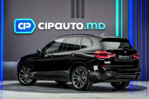 BMW X3 30e2021 2/16