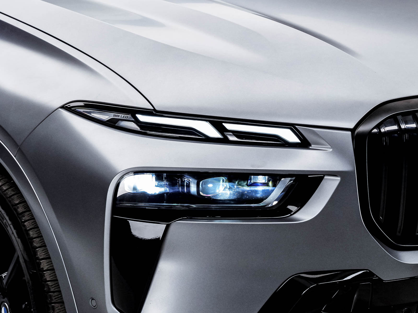 BMW X7 40d2023 26/135