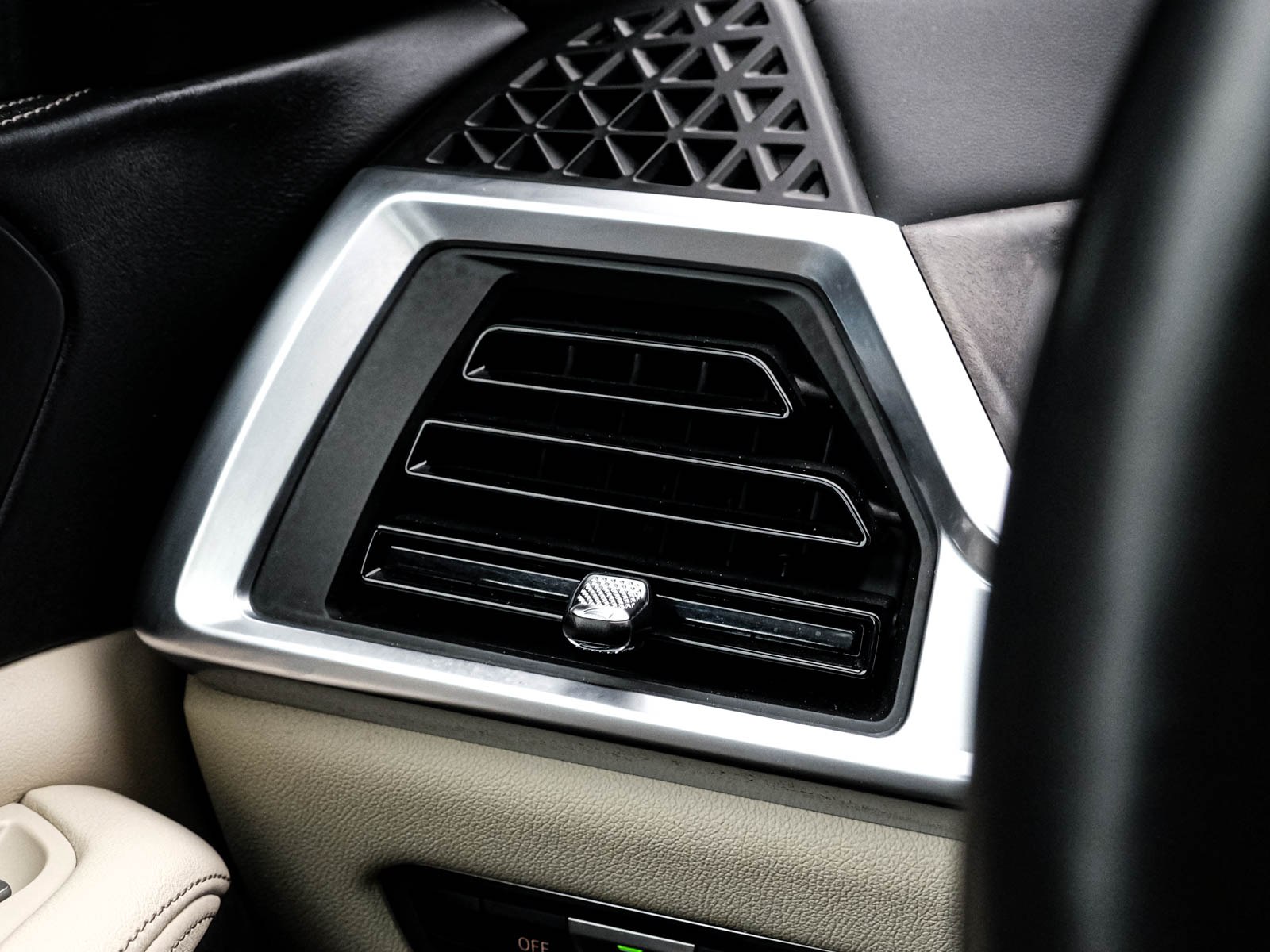 BMW X7 40d2023 91/135